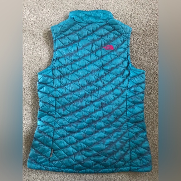 Pre-owned The North Face Thermoball puffer vest blue pink M - Picture 8 of 8